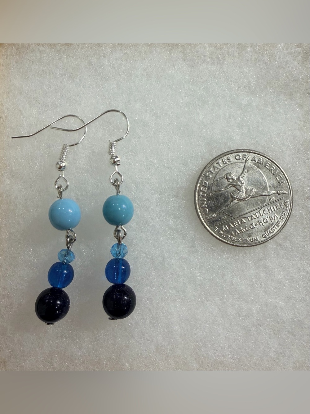 ✨Handmade✨ Blue Beaded Dangle Earrings - Hypoallergenic